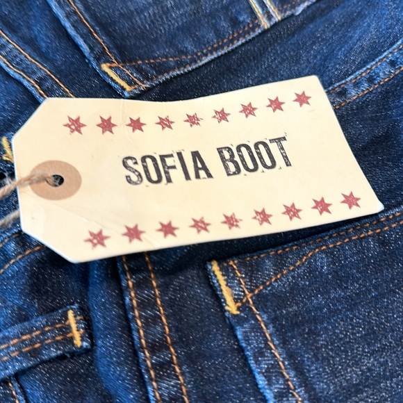 Lucky Jeans.. - Picture 4 of 6